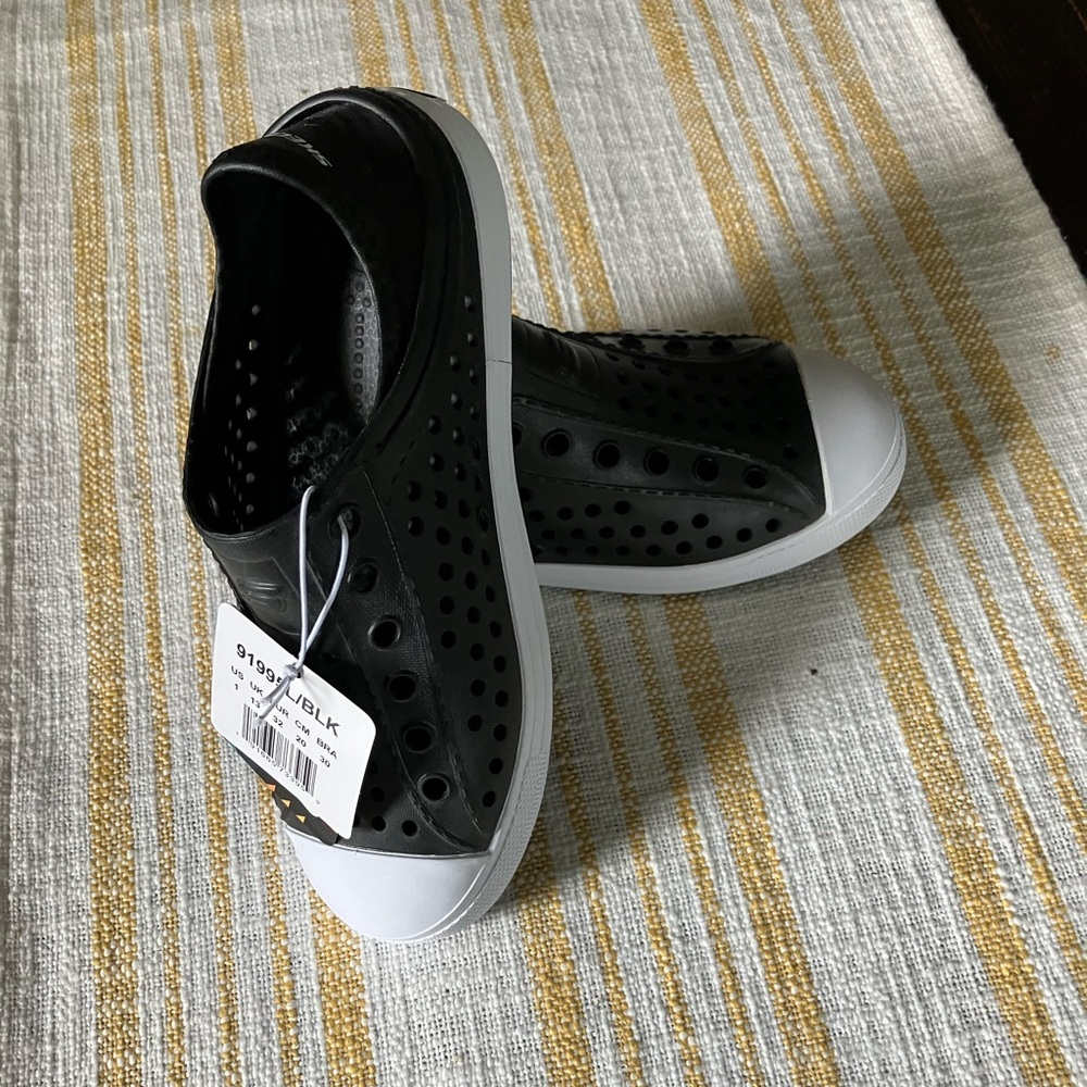 Kids sketchers foamies sneaker